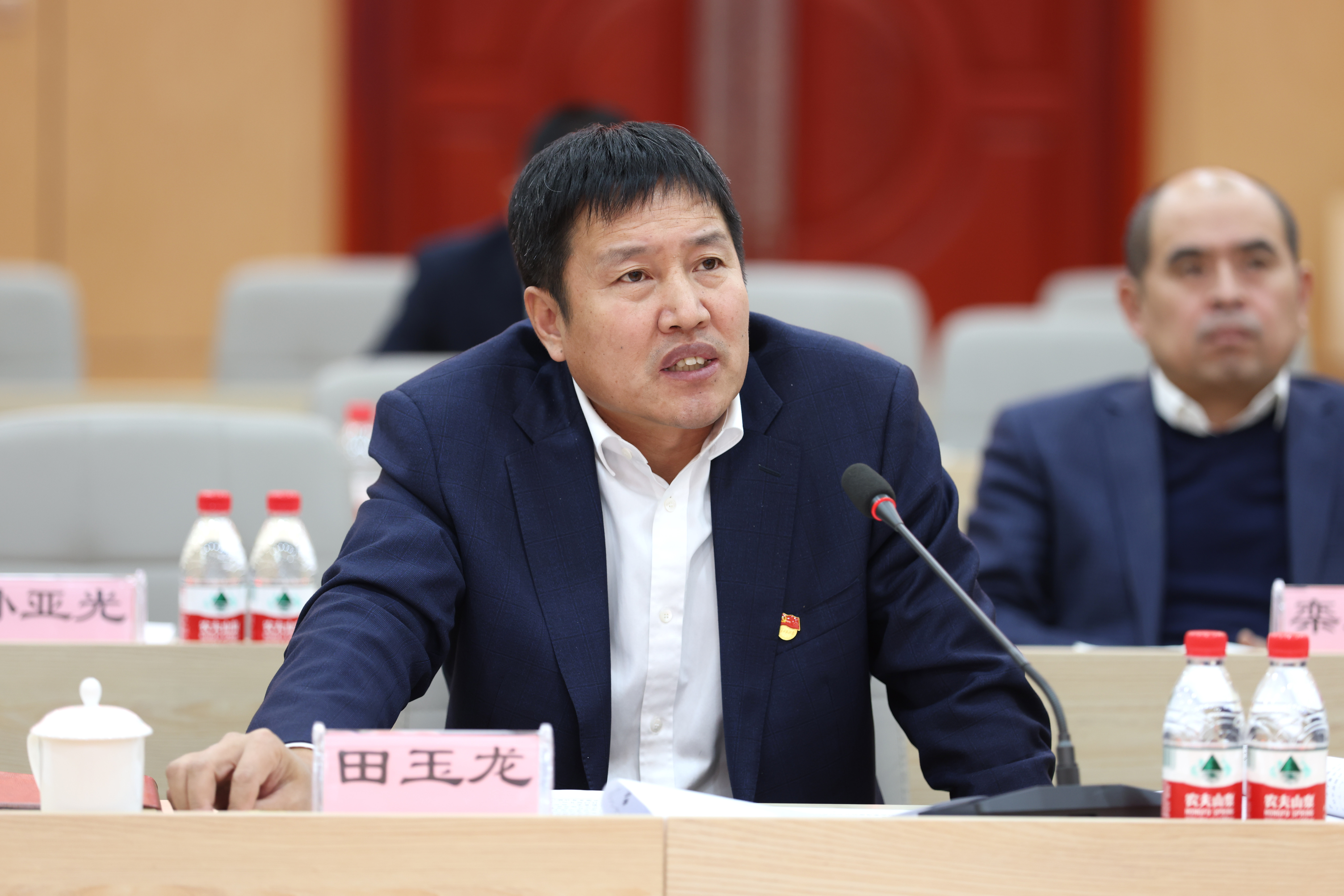 PA视讯党委深改组召开2021年度系列改革专题推进会暨深改组第十七次会议(图6)