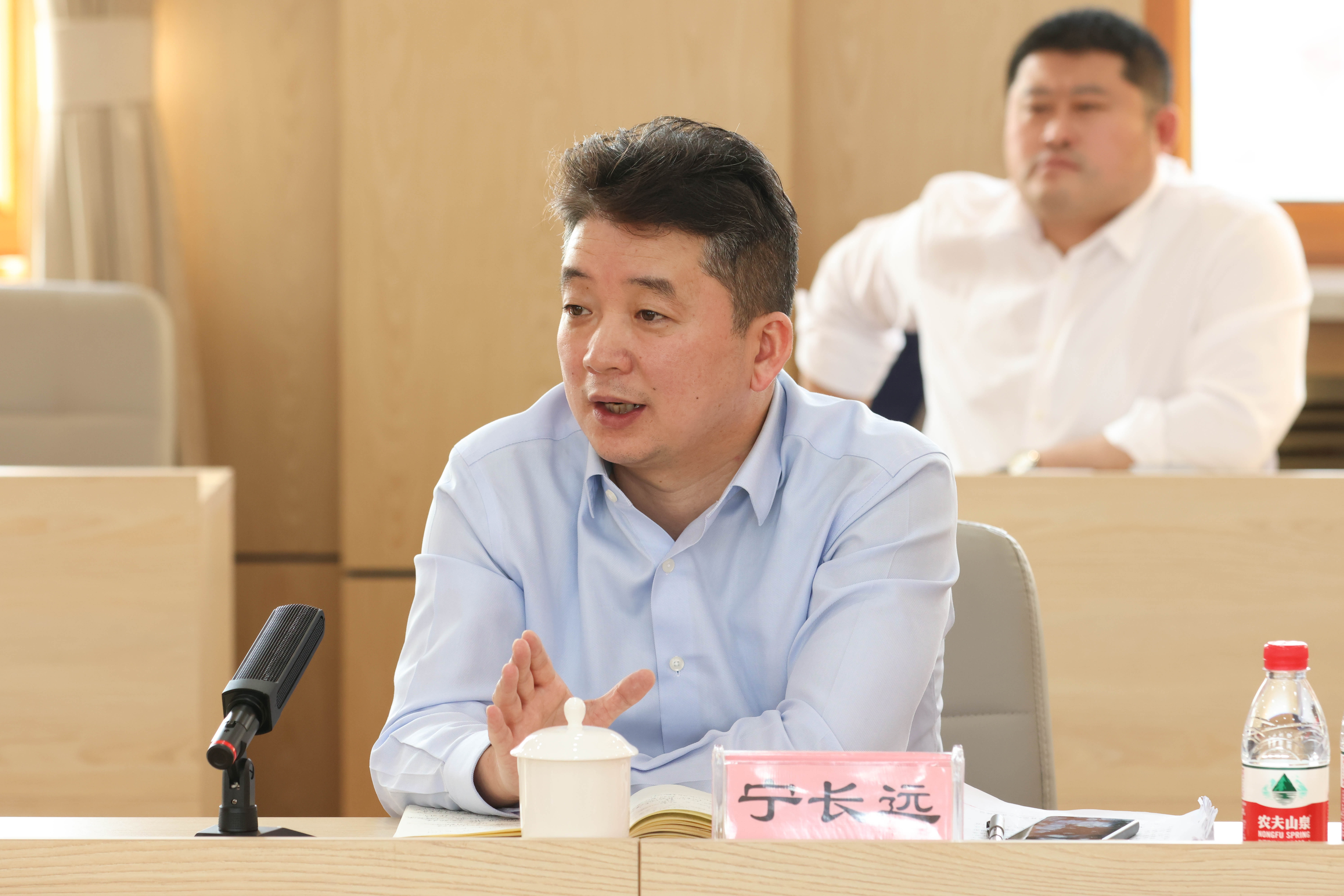 能力作风建设年 | 公司召开人才引进和队伍建设专题研讨会(图3)