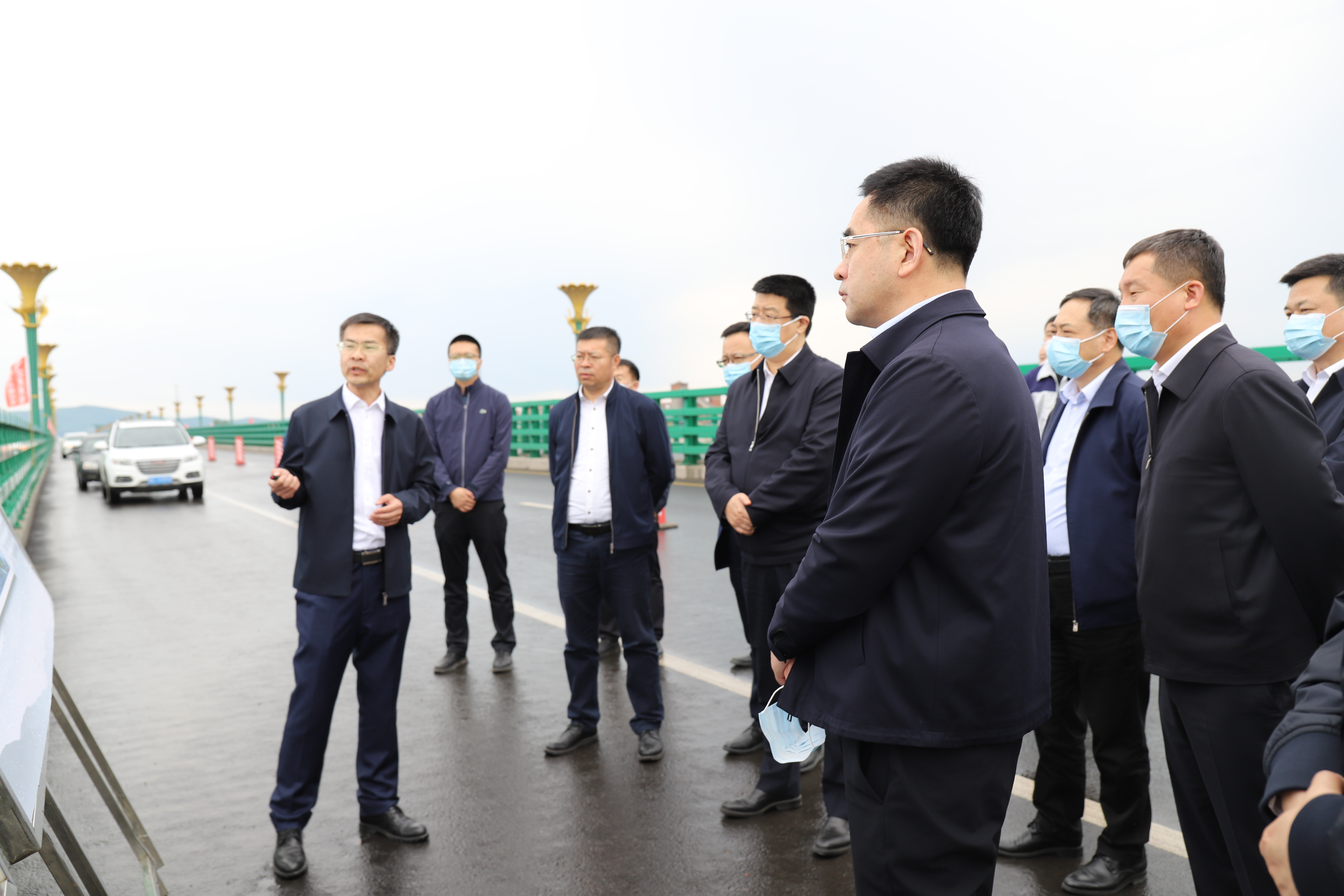 省建投集团党委副书记、副董事长、总经理周军一行深入公司桃山湖项目调研指导(图3)