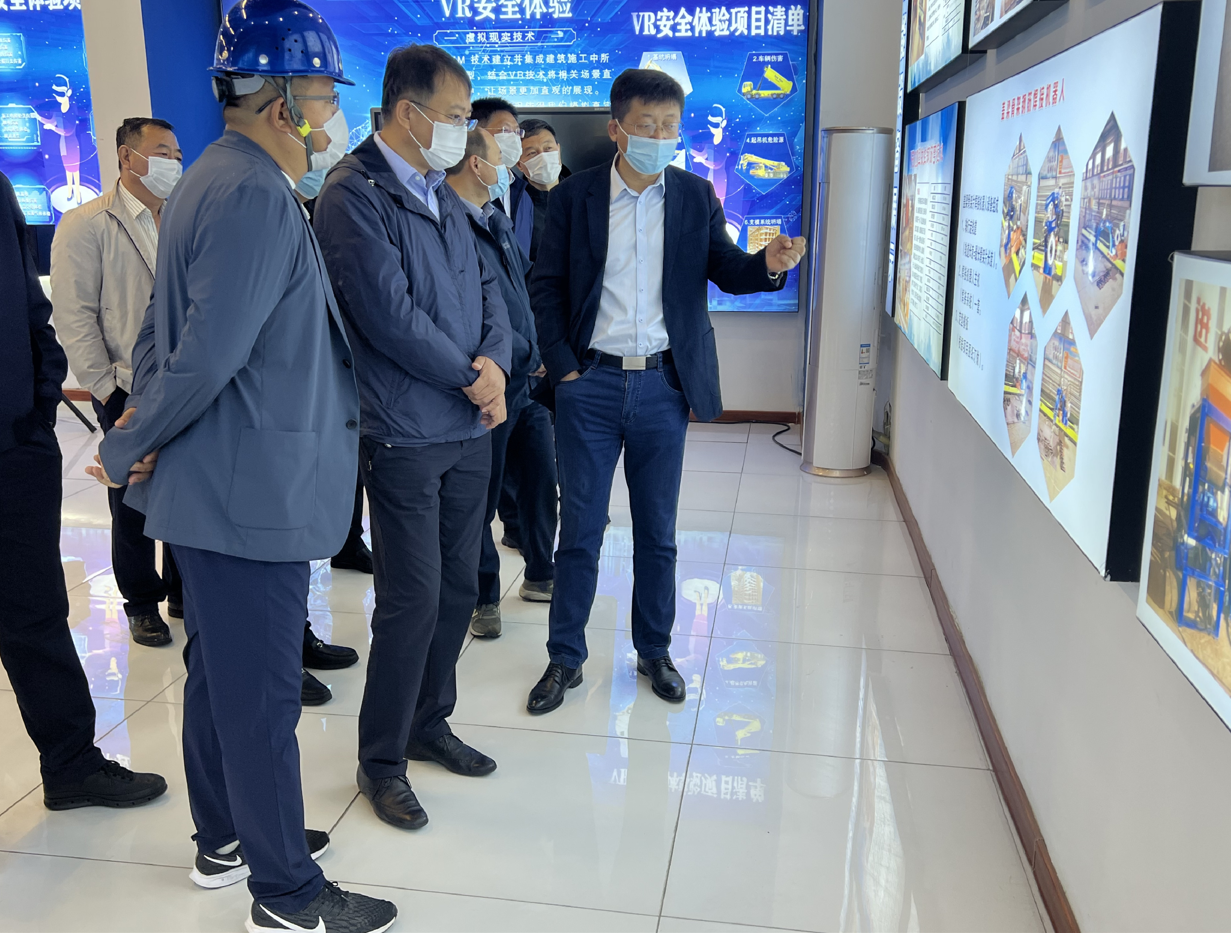 省交通运输厅副厅长田林一行深入公司吉黑高速B4标段调研指导工作(图3)