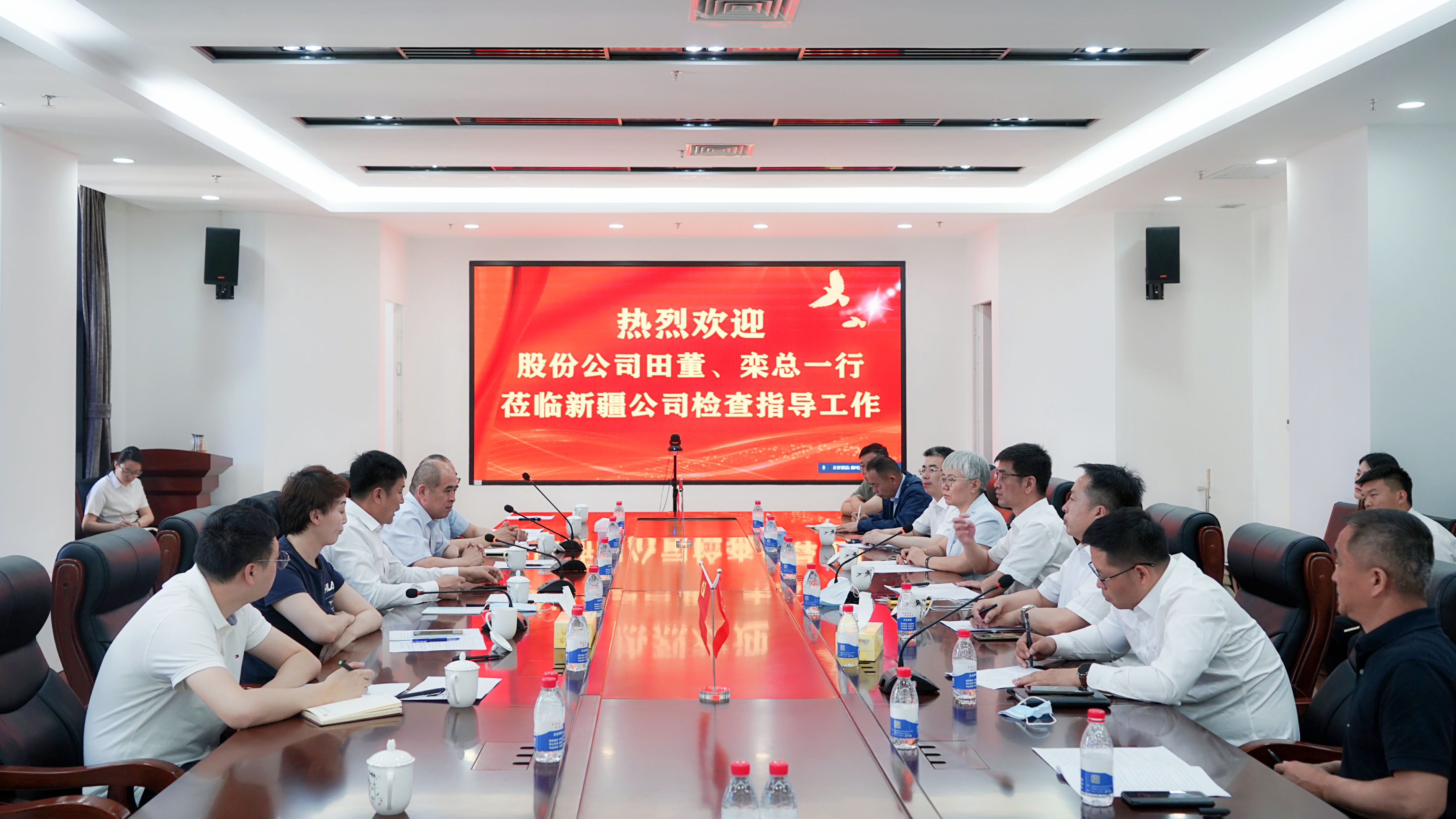 公司与新疆生产建设兵团第一师签订战略合作协议(图3)
