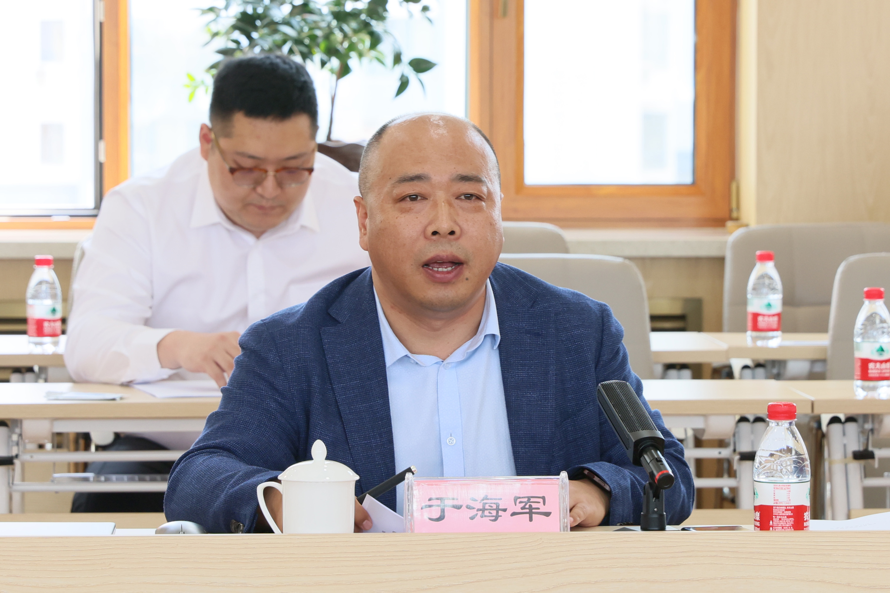 建投集团副总会计师赵红革一行深入公司开展财务管理专题调研暨权属企业总会计师述职工作(图3)