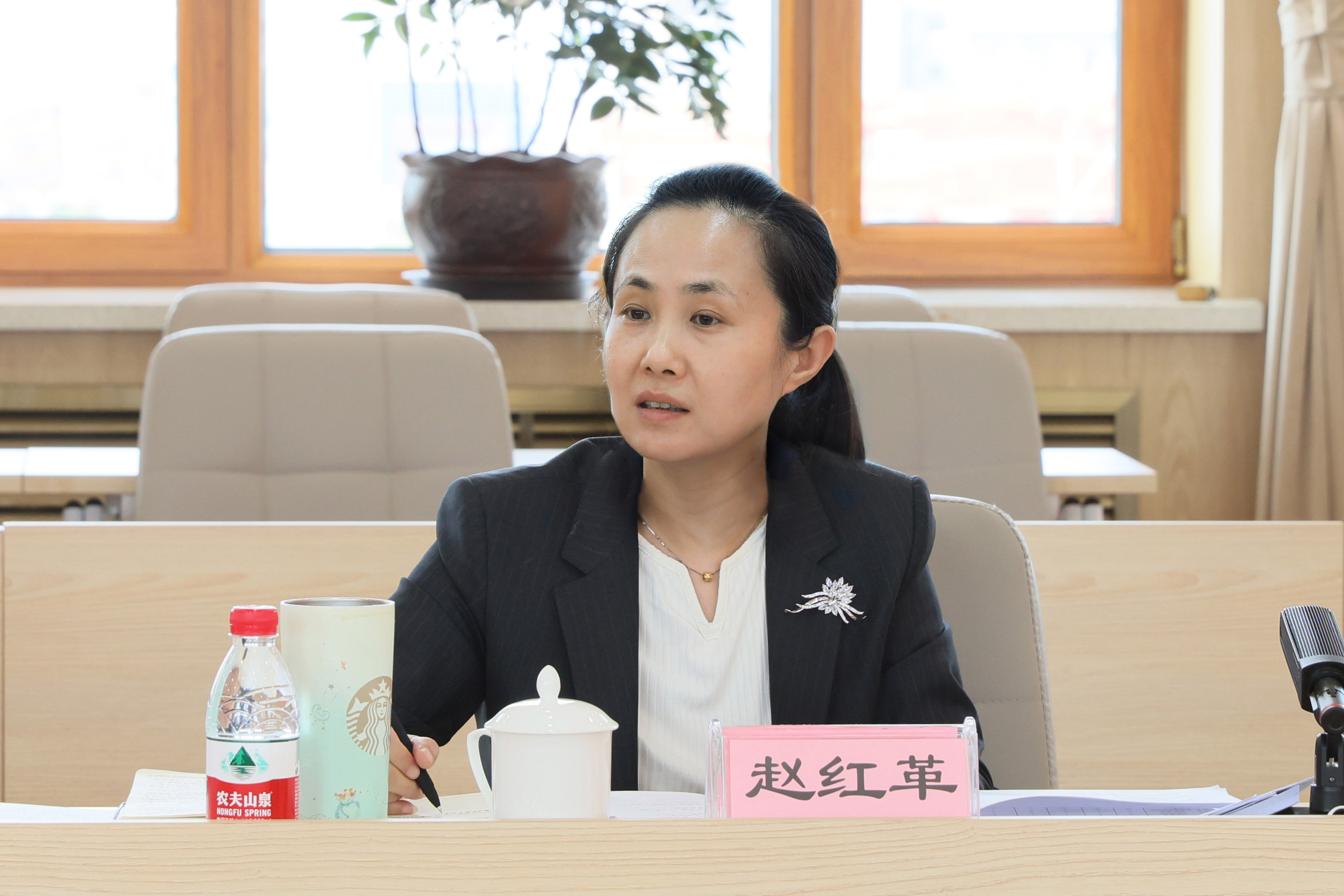建投集团副总会计师赵红革一行深入公司开展财务管理专题调研暨权属企业总会计师述职工作(图4)