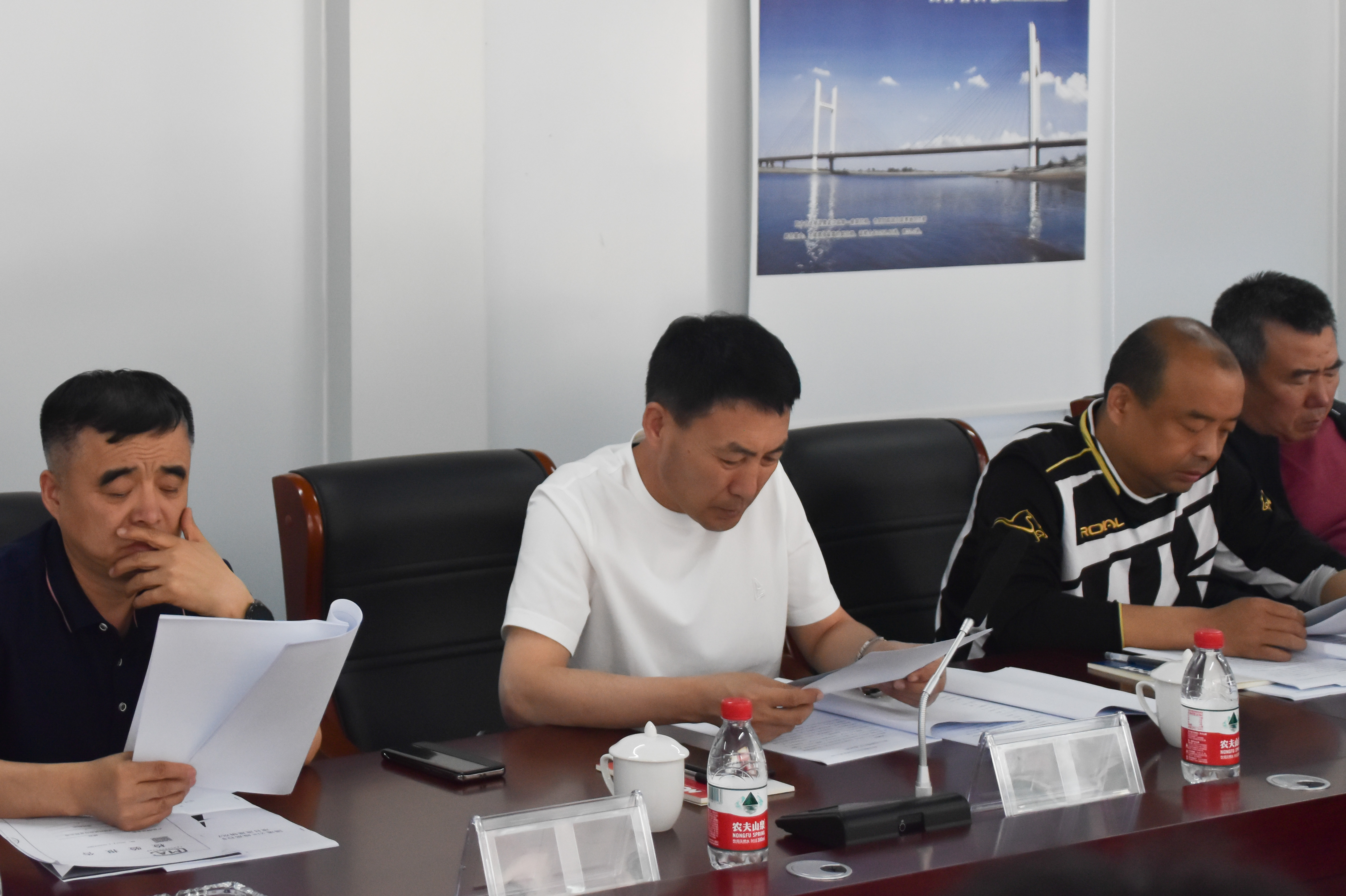 公司总工程师陈彦君、副总经理张中洋一行赴新疆国道218线项目调研指导工作(图2)