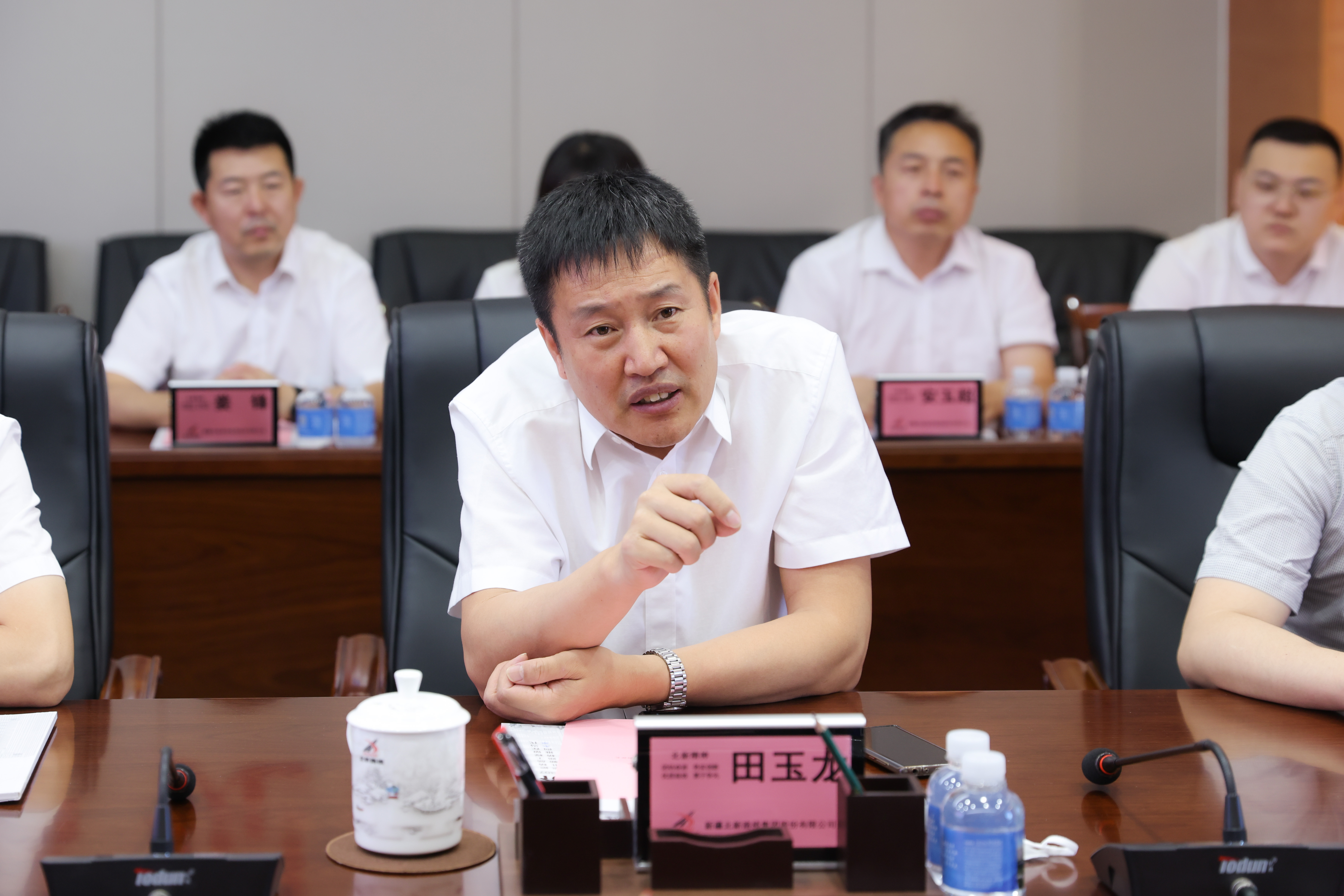 公司党委书记、董事长田玉龙一行赴新疆参加交通产业博览会并与北新路桥集团和新疆路桥建设集团签署战略合作协议(图9)