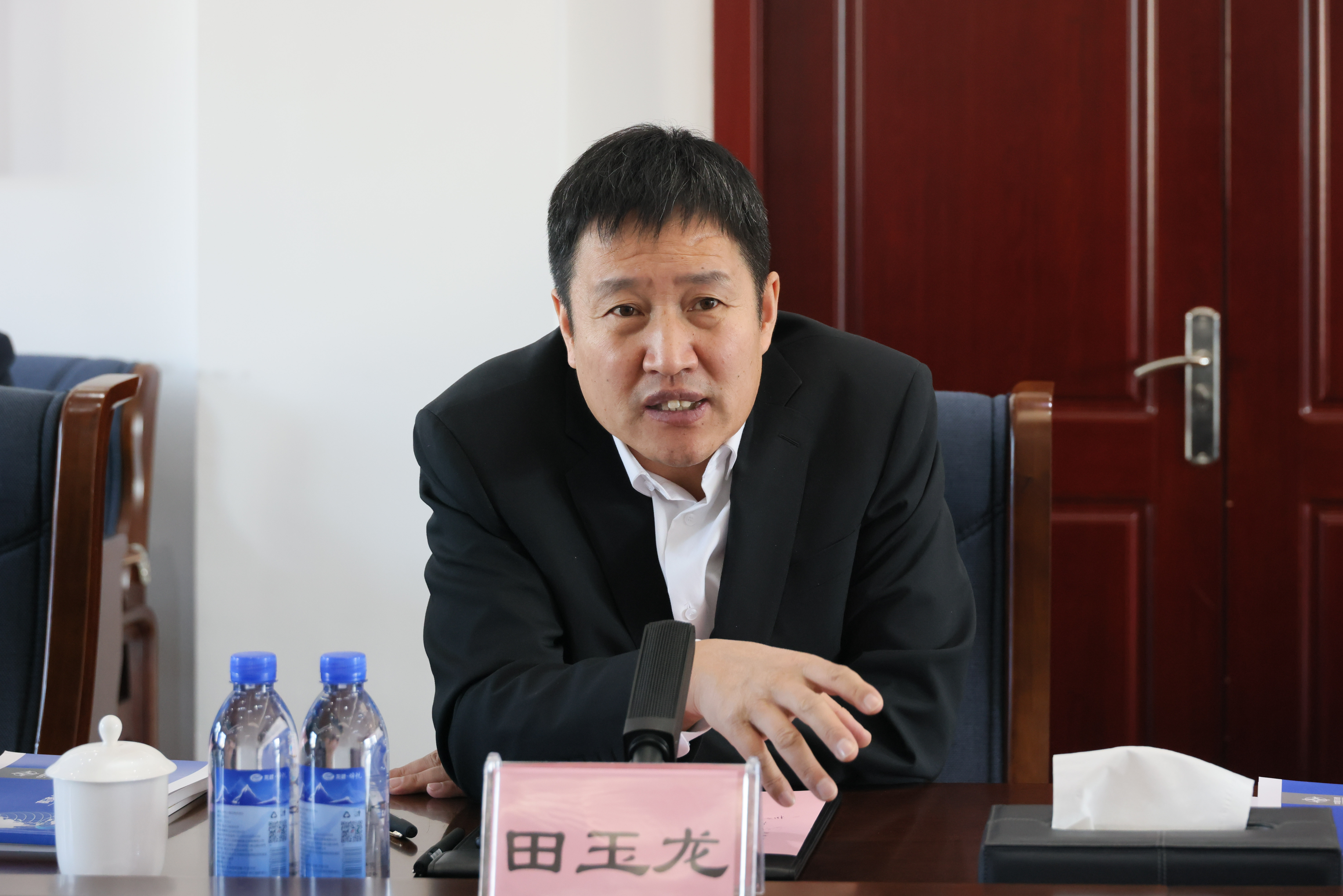 公司与中交养护集团南京公司开展洽谈交流(图3)