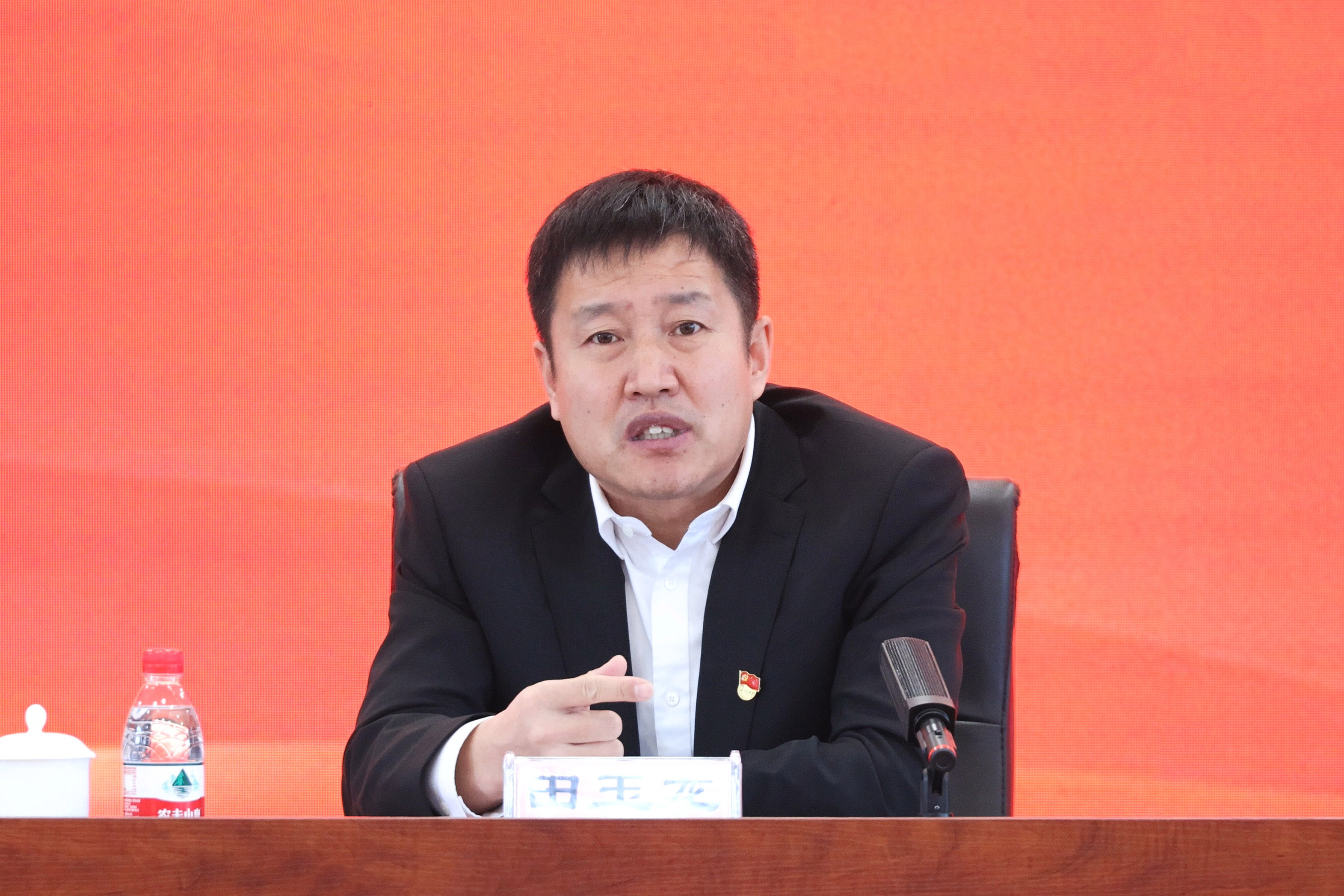 PA视讯暨路桥集团召开总部机关中层管理人员2022年度述职大会(图3)