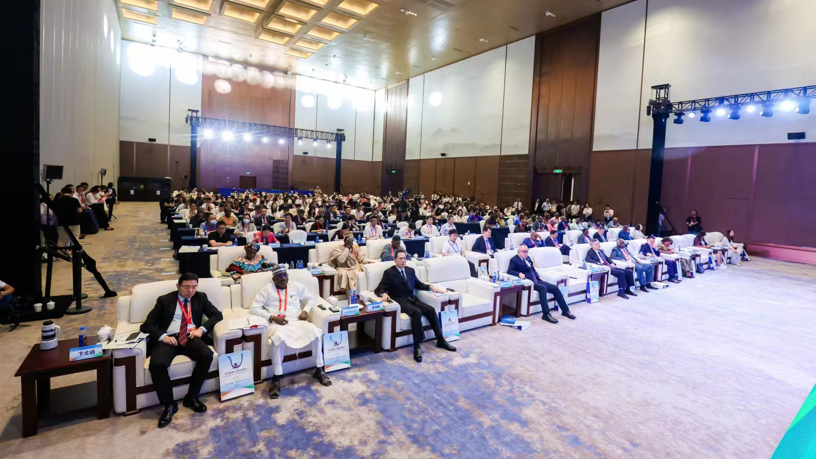 公司受邀参加第三届中非经贸博览会并签署《纳米比亚鲸湾国家经济特区海外园区意向性建设施工协议》(图2)