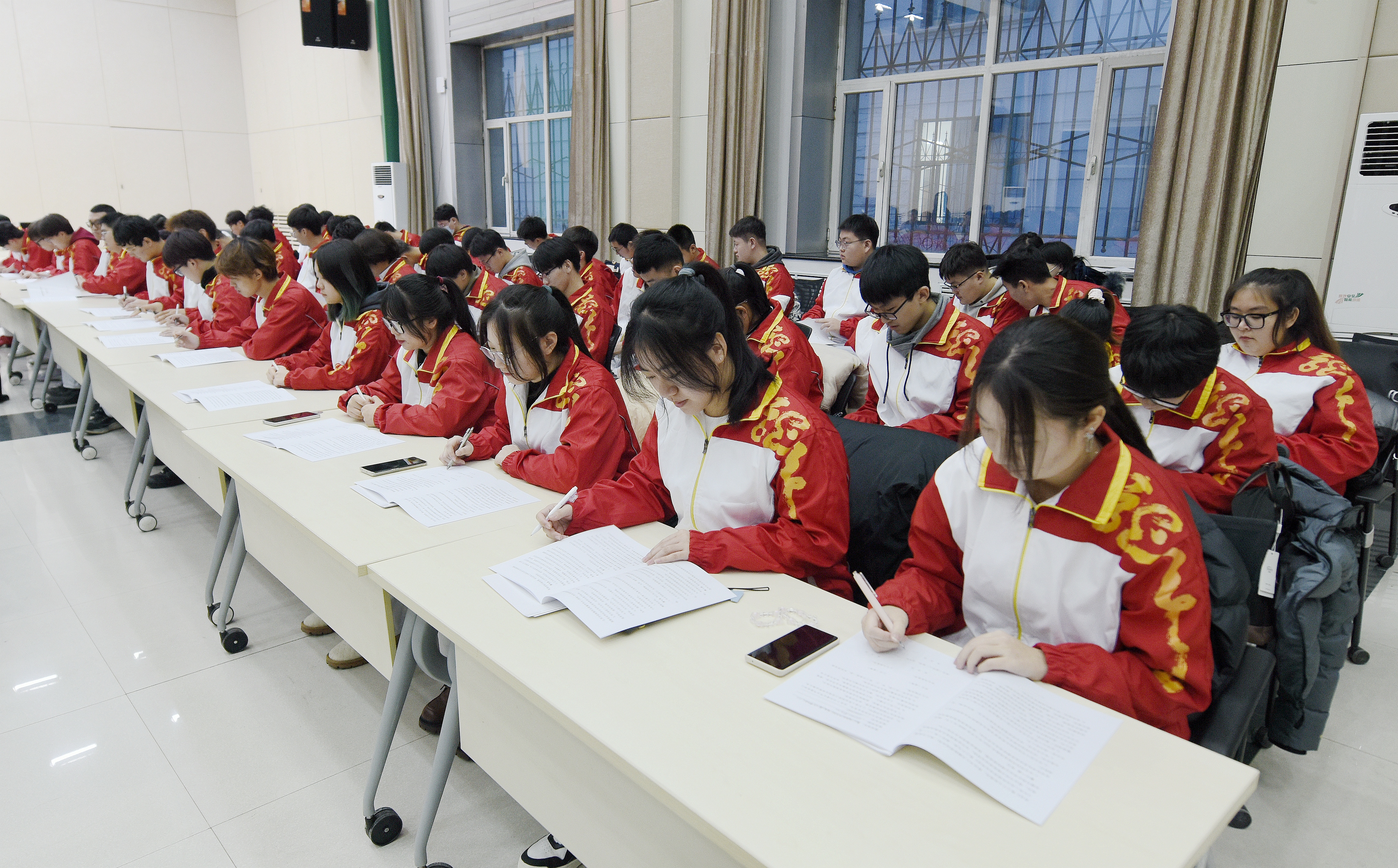 黑龙江工程学院-PA视讯学院2023年度新生欢迎大会暨签约仪式成功举行(图2)