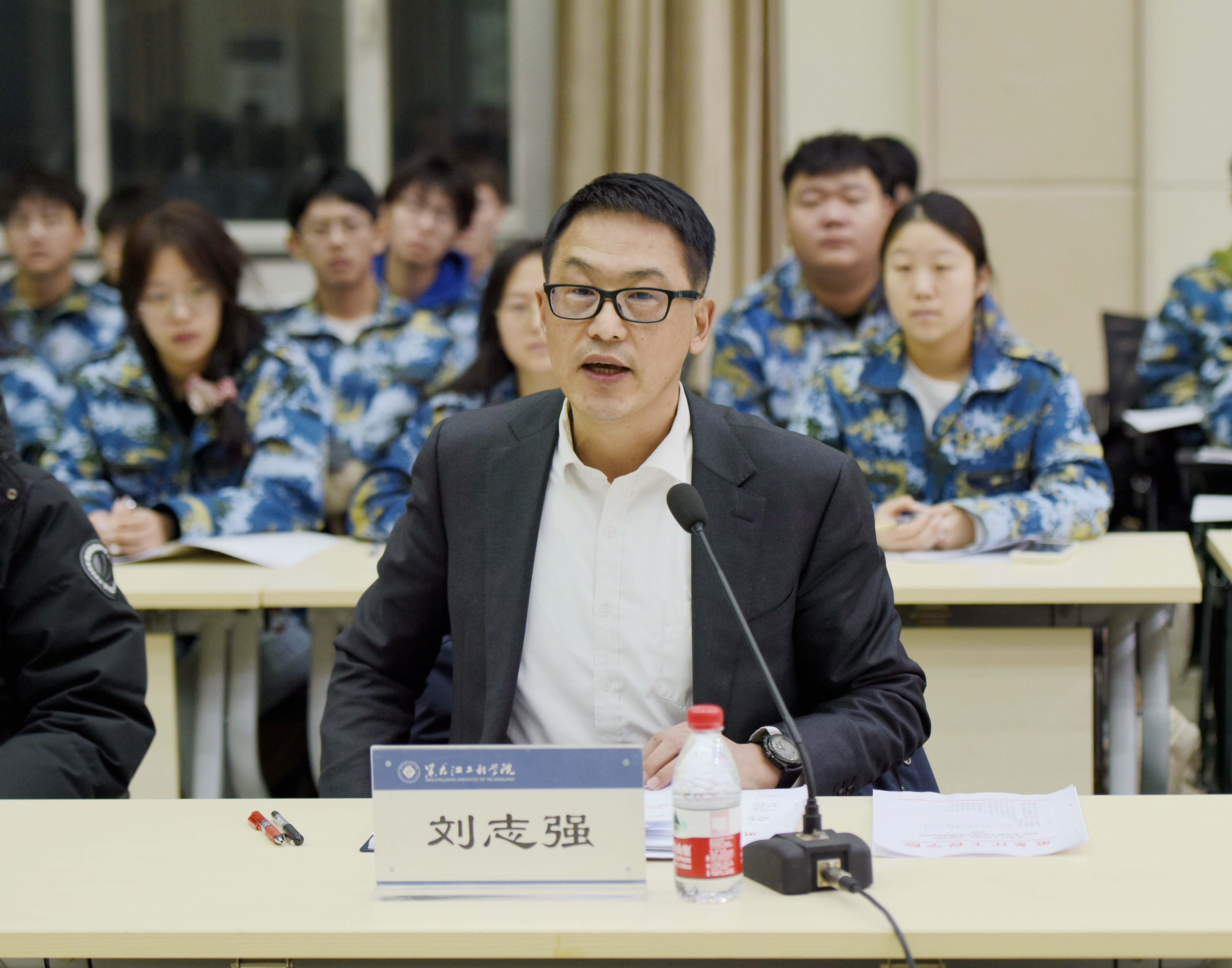 黑龙江工程学院-PA视讯学院2023年度新生欢迎大会暨签约仪式成功举行(图6)