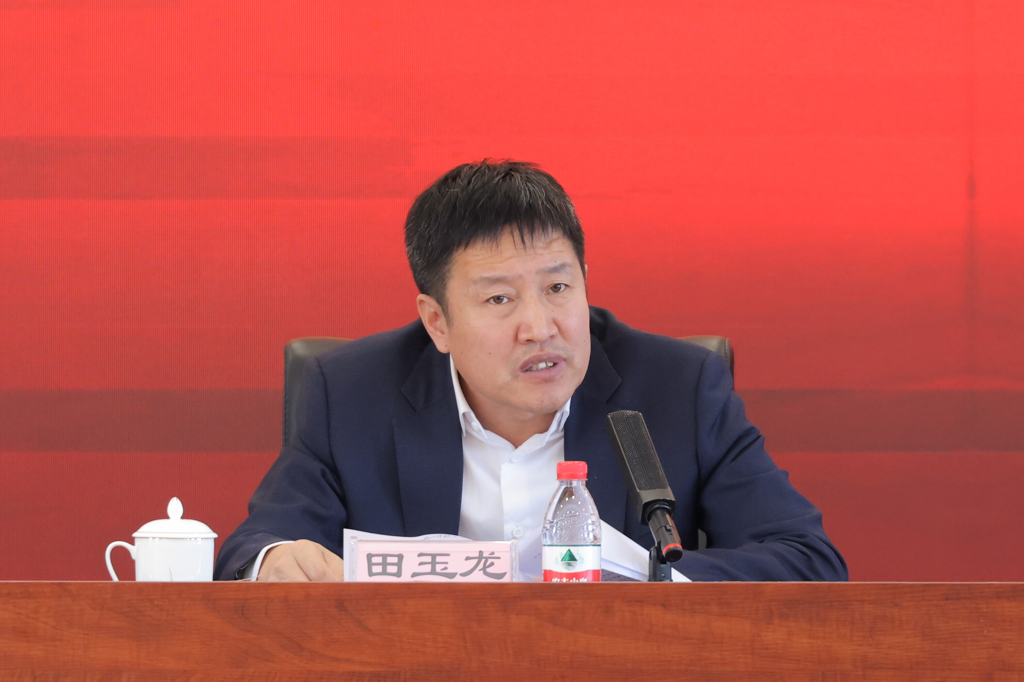公司召开总部机关中层管理人员2023年度述职大会(图2)