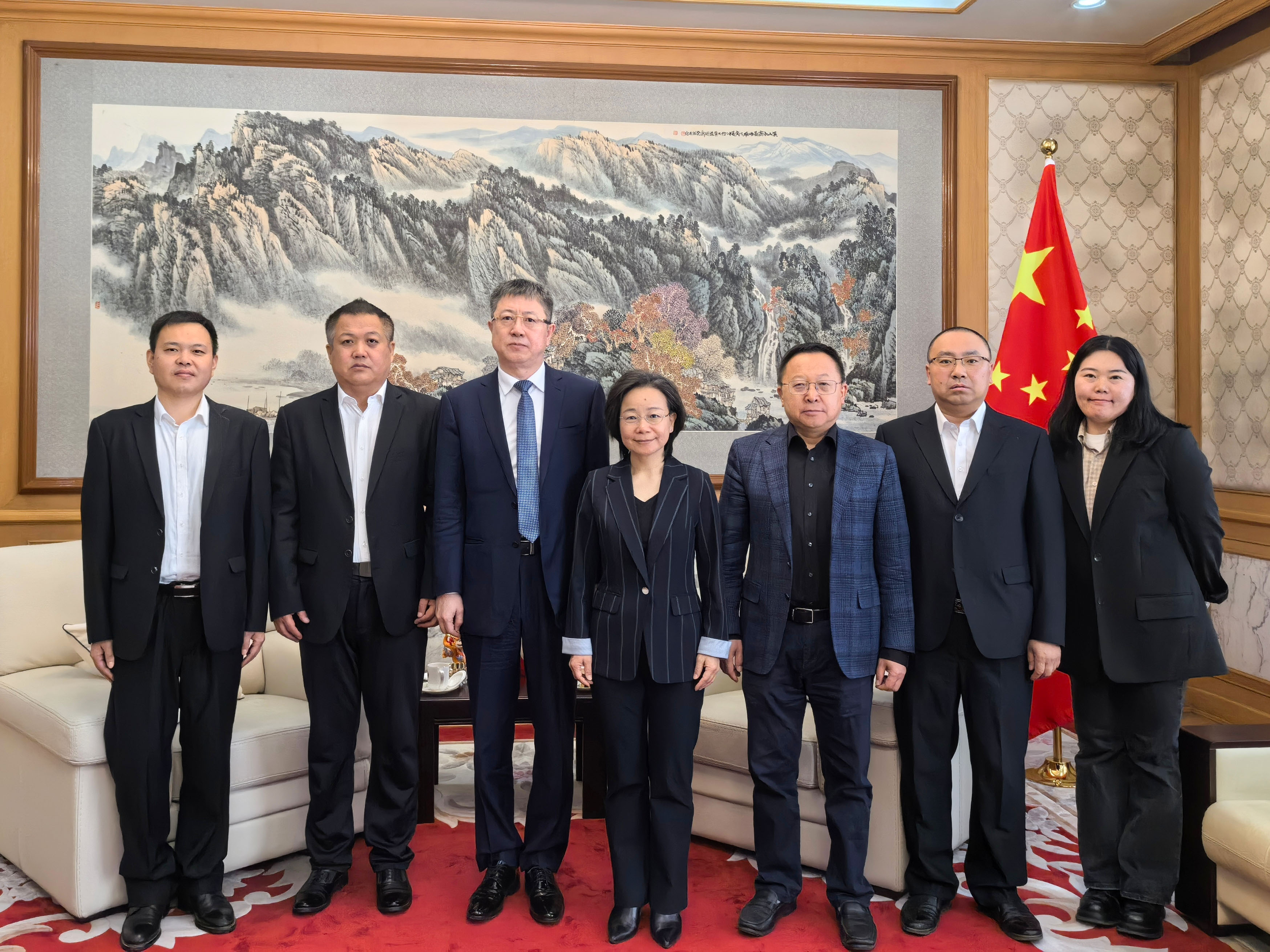 抓基层 打基础 强落实 见实效 | 公司副总经理刘树军一行赴蒙古国开展系列交流活动(图1)