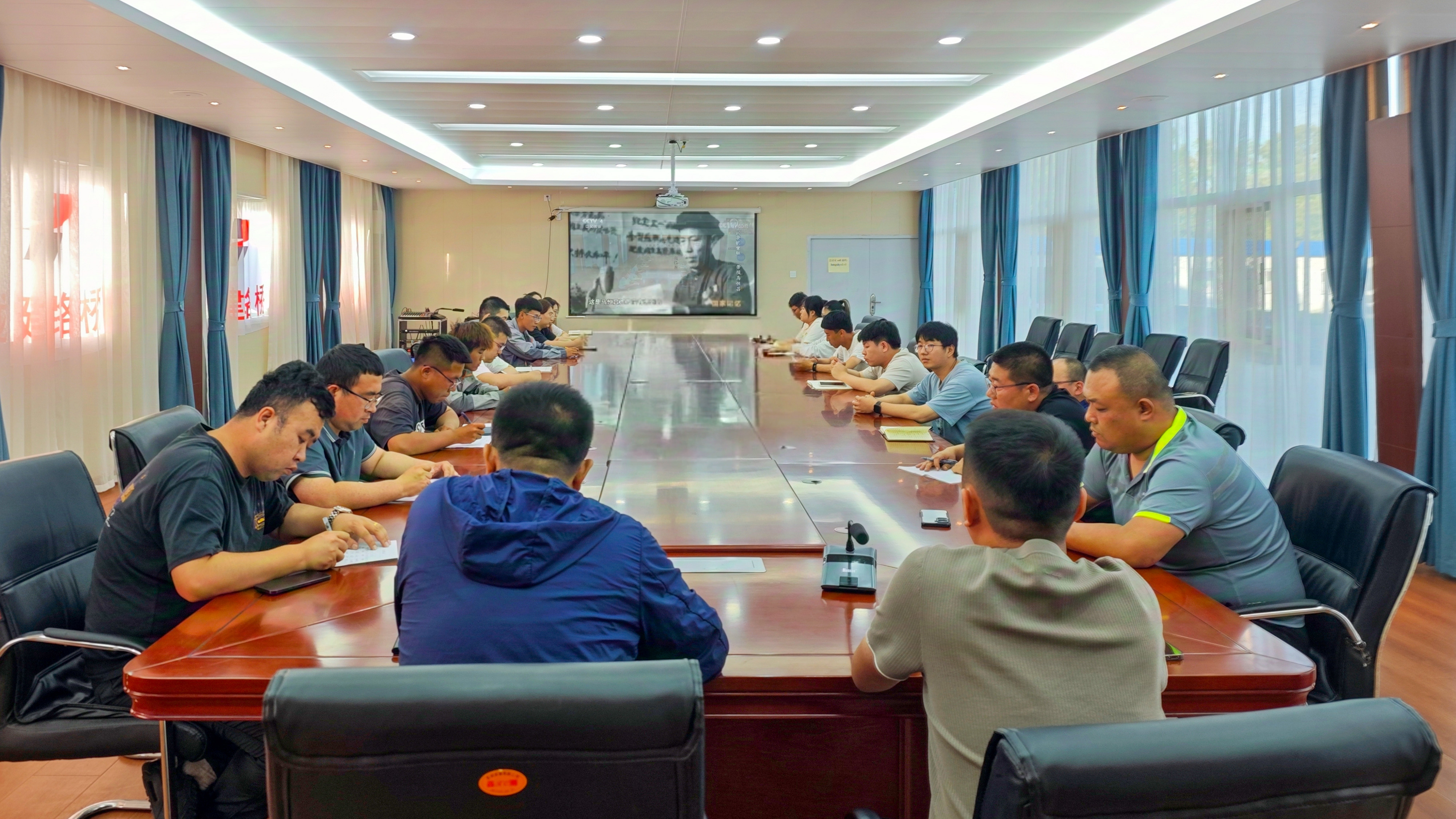 公司工会积极组织开展“马恒昌小组”先进事迹和精神内涵学习活动(图4)